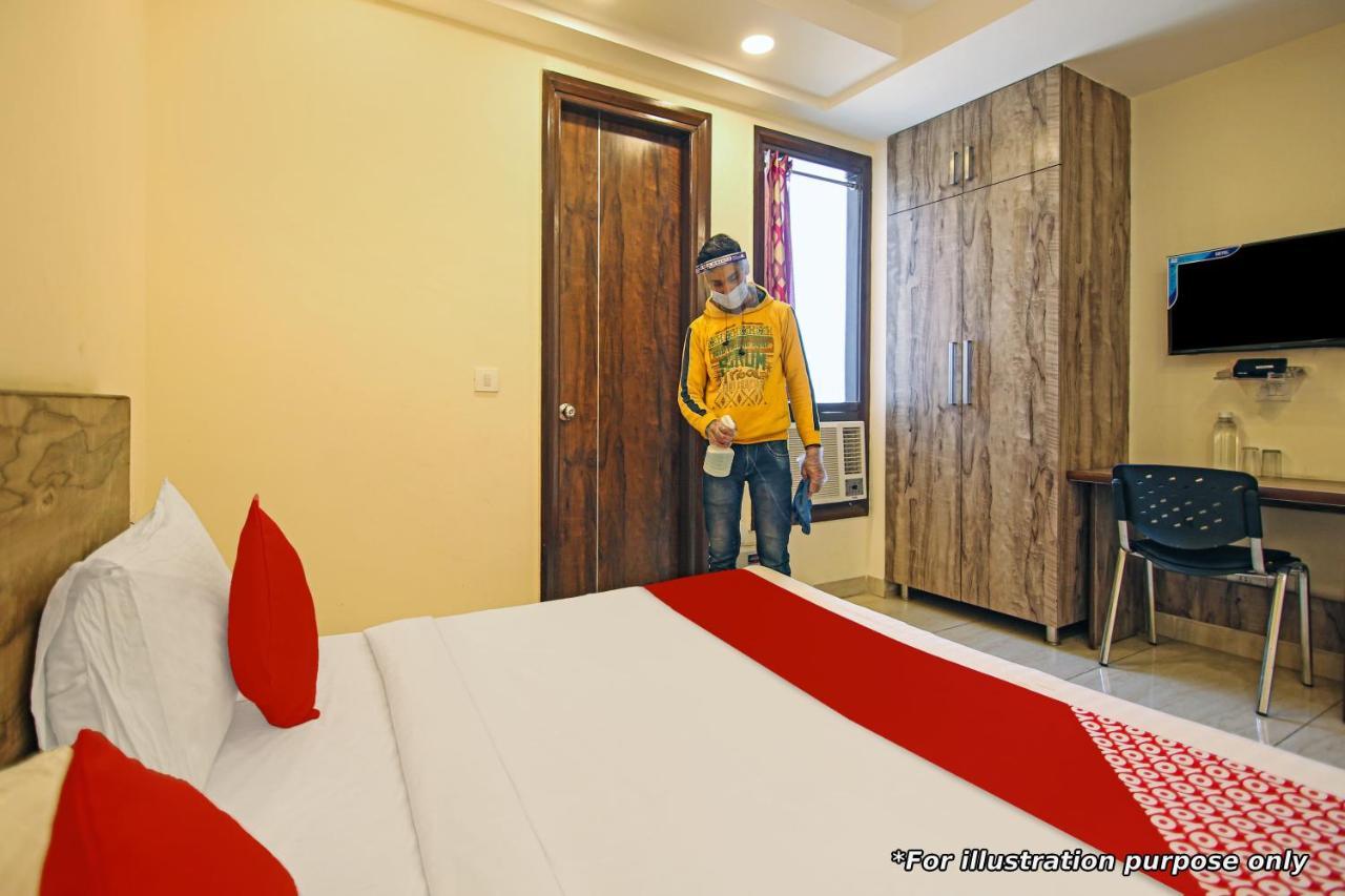 Flagship The Mayur Hotel New Delhi Exterior photo